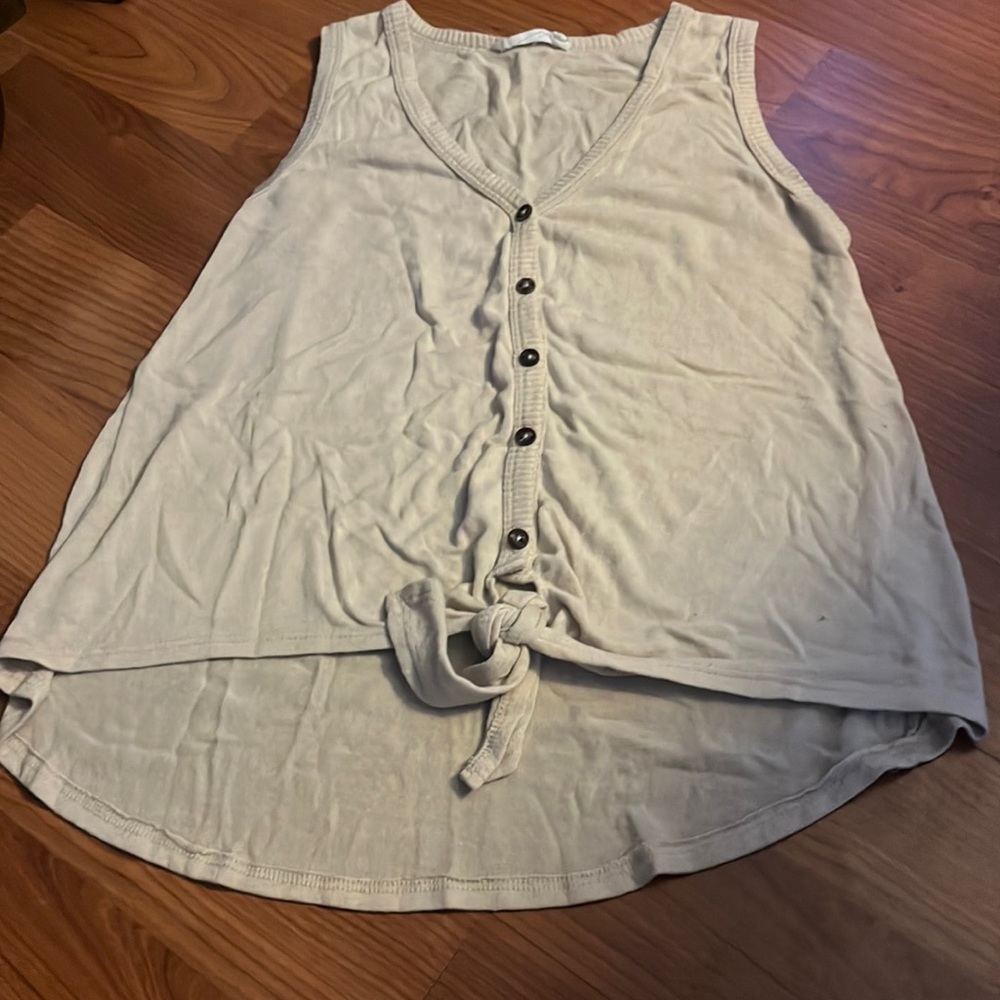 Button Down Tank